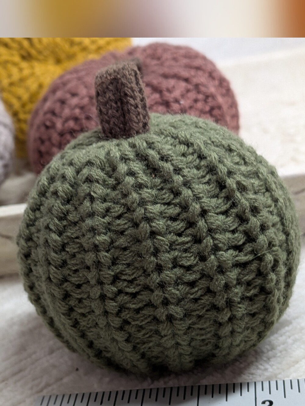 Crochet Knit Pumpkin Mini Set Of 5 Autumn Colors Soft About 2.45" - Picture 5 of 8